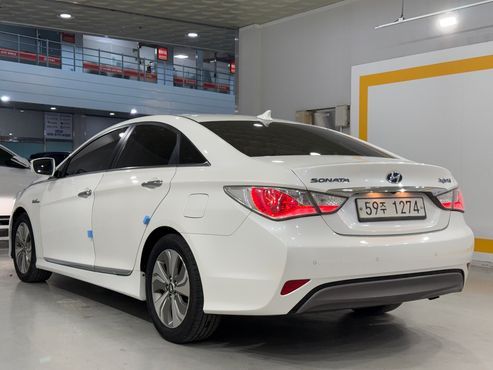 Hyundai Sonata 2.0 Premium — пробег 186 668 км — фото 5 из 5
