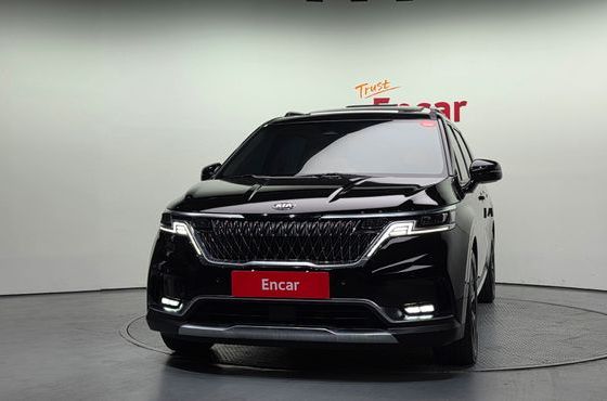 Kia Carnival Gasoline 9-Seater Signature — пробег 111 205 км — фото 3 из 5