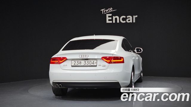 Audi A5 35 TDI Quattro Sportback 8TA — пробег 117 314 км — фото 4 из 5