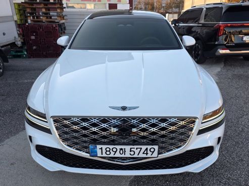 Genesis G80 Gasoline 2.5 Turbo 2WD — пробег 700 км — фото 1 из 5