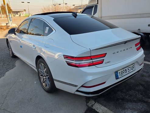 Genesis G80 Gasoline 2.5 Turbo 2WD — пробег 700 км — фото 3 из 5