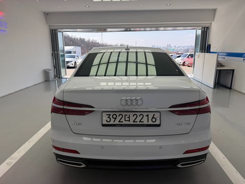 Audi A6 40 TDI — пробег 132 572 км — фото 5 из 5