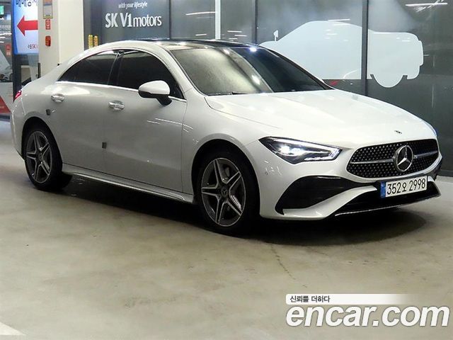 Mercedes-Benz CLA-Class CLA250 4MATIC — пробег 10 000 км — фото 1 из 5