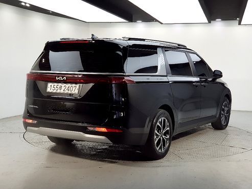 Kia Carnival 9-Seater Prestige — пробег 121 872 км — фото 4 из 5