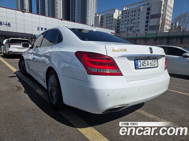 Hyundai Equus из Кореи Encar
