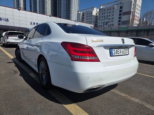 Hyundai Equus VS380 Premium — пробег 217 035 км — фото 4 из 5