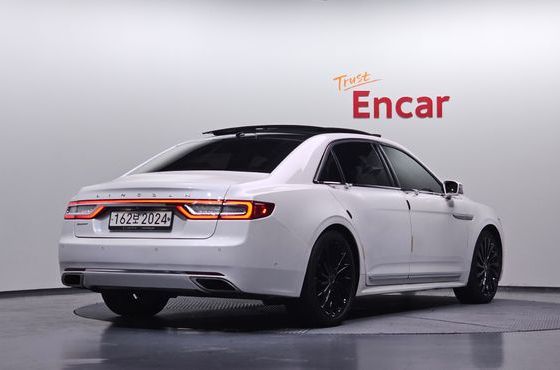 Lincoln Continental 3.0 Presidential AWD — пробег 77 608 км — фото 2 из 5