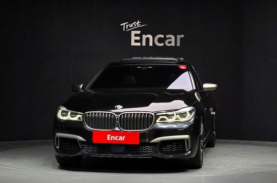 BMW 7-Series M760Li xDrive — пробег 146 260 км — фото 3 из 5