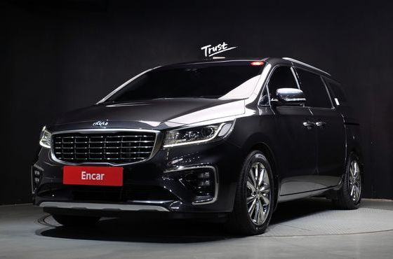 Kia Carnival 9-Seater Prstige — пробег 55 230 км — фото 1 из 5