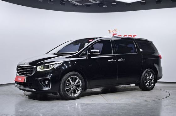Kia Carnival 9-Seater Prstige — пробег 106 668 км — фото 1 из 5