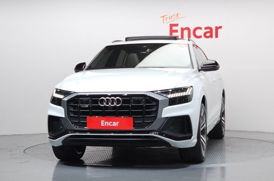 Audi Q8 55 TFSI Quattro Premium — пробег 74 860 км — фото 3 из 5