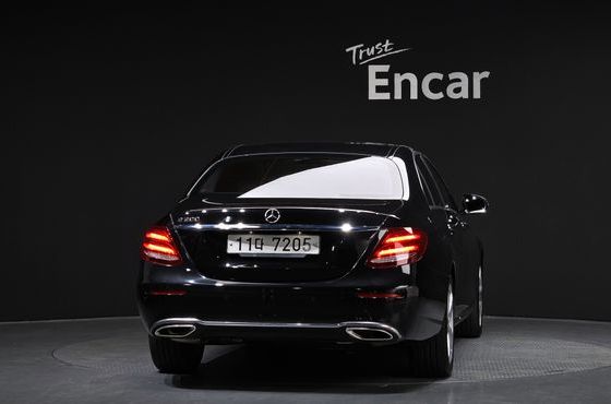 Mercedes-Benz E-Class E200 Avantgarde — пробег 113 435 км — фото 4 из 5