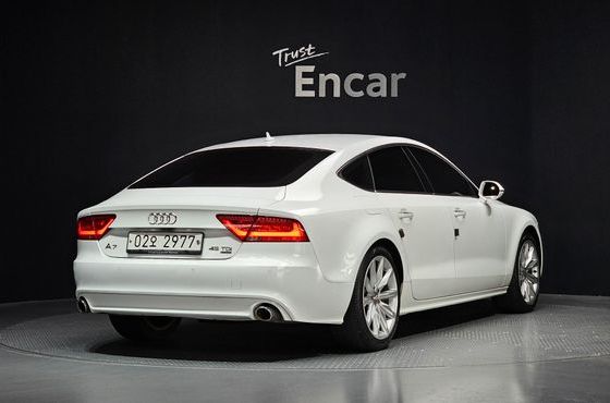 Audi A7 45 TDI Quattro Dynamic 4G — пробег 142 959 км — фото 2 из 5