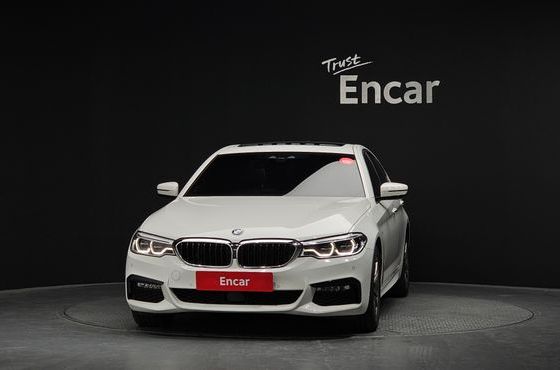 BMW 5-Series 520d xDrive M Sport Package Plus — пробег 70 699 км — фото 3 из 5