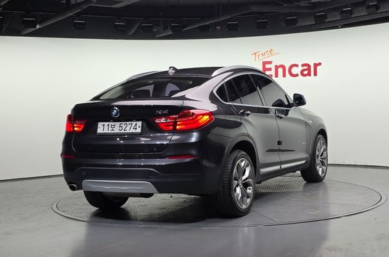 BMW X4 xDrive20d — пробег 155 486 км — фото 2 из 5