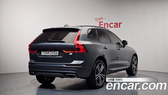 Volvo XC60 T8 R-Design — пробег 190 179 км — фото 2 из 5