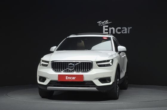 Volvo XC40 B4 Inscription — пробег 83 187 км — фото 3 из 5