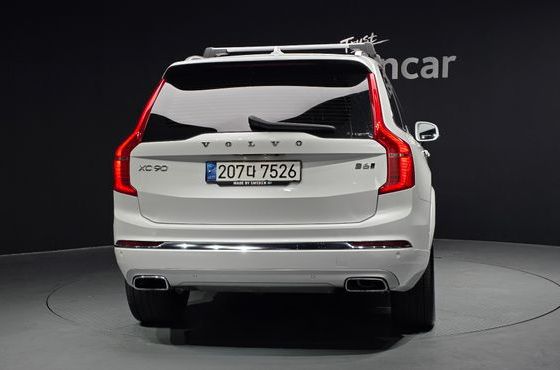 Volvo XC90 B6 Inscription — пробег 60 702 км — фото 4 из 5