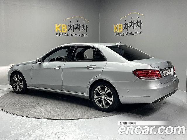 Mercedes-Benz E-Class из Кореи Encar