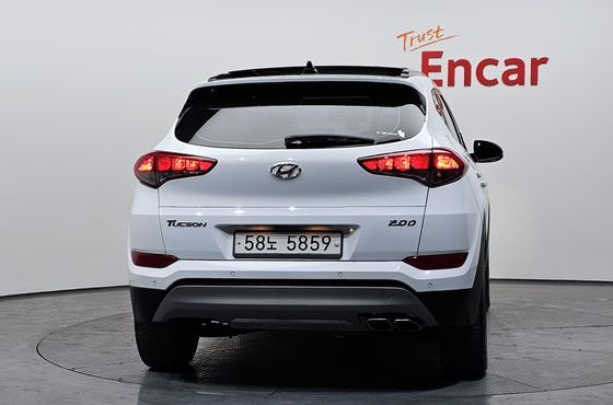 Hyundai Tucson Diesel 2.0 2WD Modern — пробег 80 123 км — фото 4 из 5