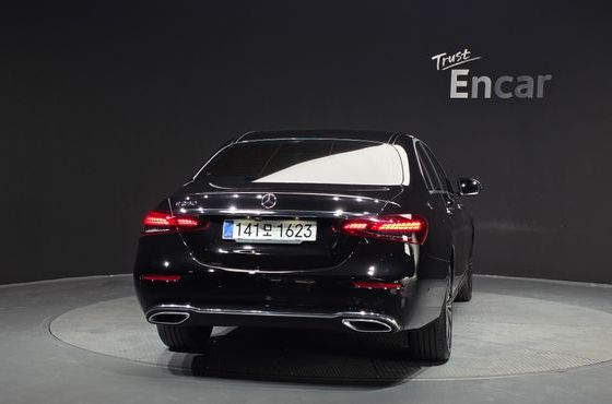 Mercedes-Benz E-Class E250 Avantgarde — пробег 72 361 км — фото 4 из 5