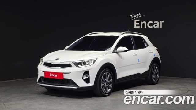 Kia Stonic из Кореи Encar
