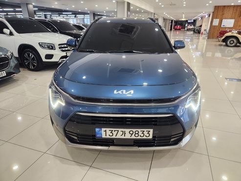 Kia Niro Signature — пробег 69 700 км — фото 3 из 5