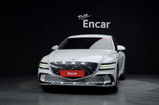 Genesis G80 e-AWD — пробег 1 895 км — фото 3 из 5