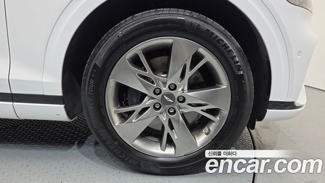 Genesis GV70 из Кореи Encar
