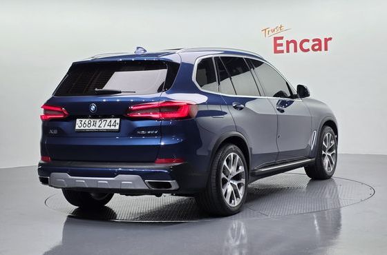 BMW X5 xDrive 30d xLine — пробег 62 478 км — фото 2 из 5