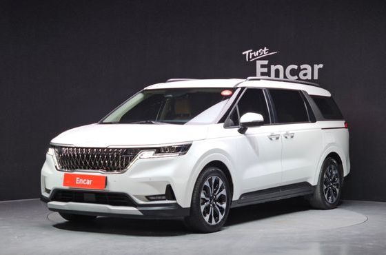 Kia Carnival 9-Seater Prestige — пробег 80 741 км — фото 1 из 5