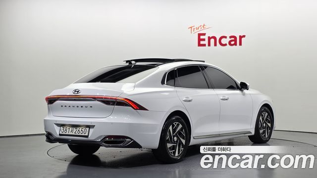 Hyundai Grandeur из Кореи Encar