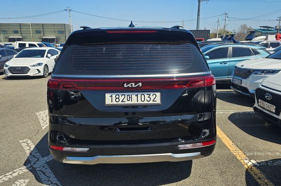 Kia Carnival 9-Seater Noblesse — пробег 82 435 км — фото 4 из 5