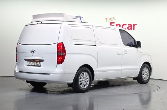Hyundai Starex Refrigerated car — пробег 206 286 км — фото 2 из 5