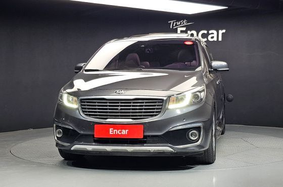 Kia Carnival 9-Seater Noblesse Special — пробег 127 628 км — фото 3 из 5