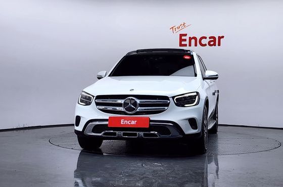 Mercedes-Benz GLC-Class GLC300 4MATIC — пробег 59 380 км — фото 3 из 5