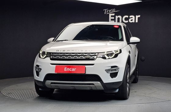 Land Rover Discovery Sport 2.0 TD4 HSE Luxury — пробег 122 810 км — фото 3 из 5