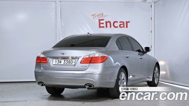 Hyundai Genesis из Кореи Encar
