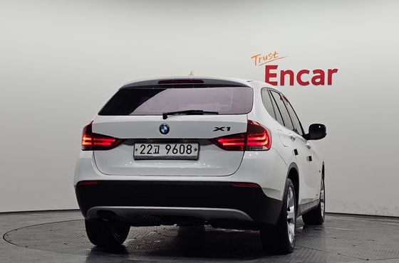 BMW X1 xDrive 20d — пробег 163 448 км — фото 4 из 5
