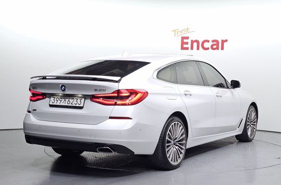 BMW Gran Turismo 640i xDrive Luxury — пробег 63 561 км — фото 2 из 5