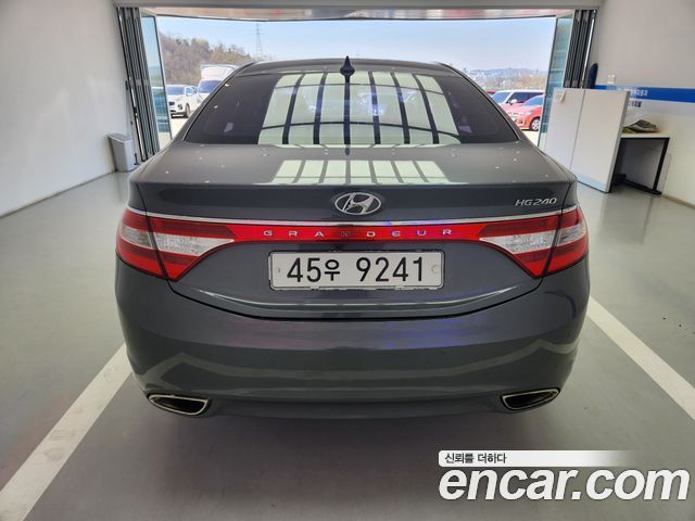 Hyundai Grandeur HG240 Luxury — пробег 154 856 км — фото 4 из 5