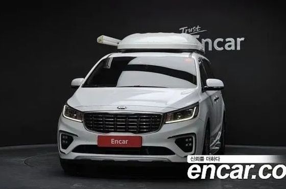 Kia Carnival 7-Seater Limousine President — пробег 85 933 км — фото 3 из 5