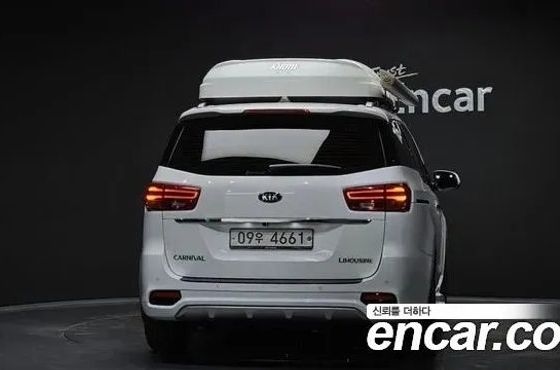 Kia Carnival 7-Seater Limousine President — пробег 85 933 км — фото 4 из 5
