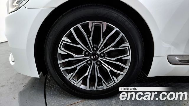 Kia K9 из Кореи Encar
