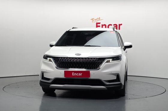 Kia Carnival 9-Seater Prestige — пробег 104 316 км — фото 3 из 5