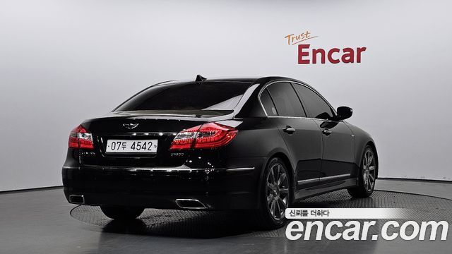 Hyundai Genesis из Кореи Encar