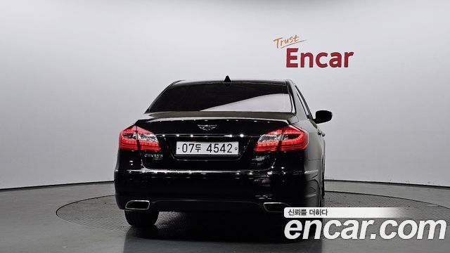 Hyundai Genesis из Кореи Encar