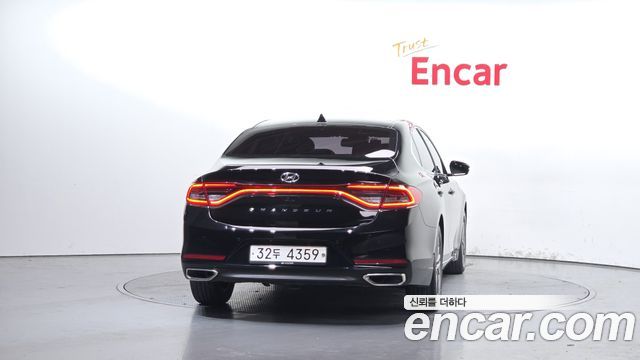 Hyundai Grandeur из Кореи Encar