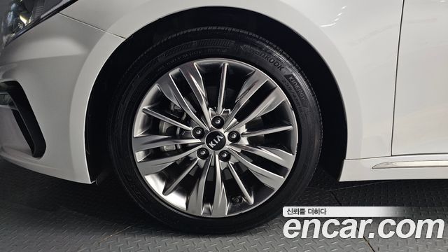 Kia K5 из Кореи Encar
