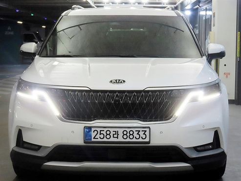 Kia Carnival 9-Seater Prestige — пробег 106 761 км — фото 2 из 5